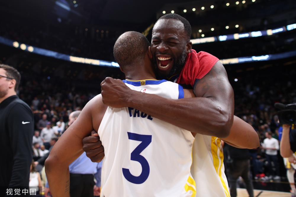 们在发球与 们在发球与